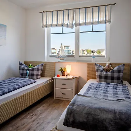 Hus By Seeblick Ferien Oro, Bestlage Am Strand,sauna,kamin * אולפניץ